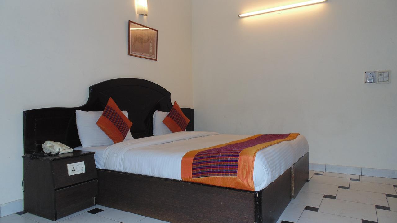 Hotel Maharaja Dillí Exteriér fotografie